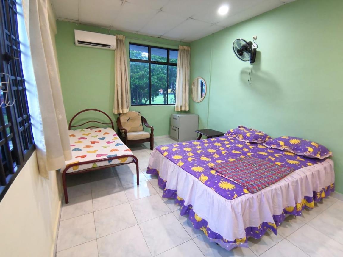 Cosy Homestay Ulu Tiram Eksteriør bilde