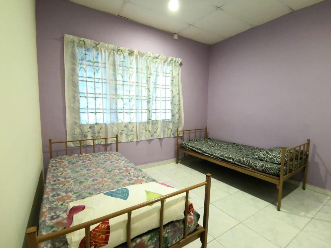 Cosy Homestay Ulu Tiram Eksteriør bilde