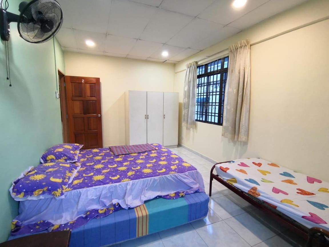 Cosy Homestay Ulu Tiram Eksteriør bilde